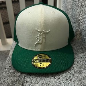 Fear of god. New era hat